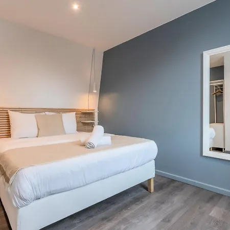 Maison 2 Proche Du Tram, Parking Gratuit 3*